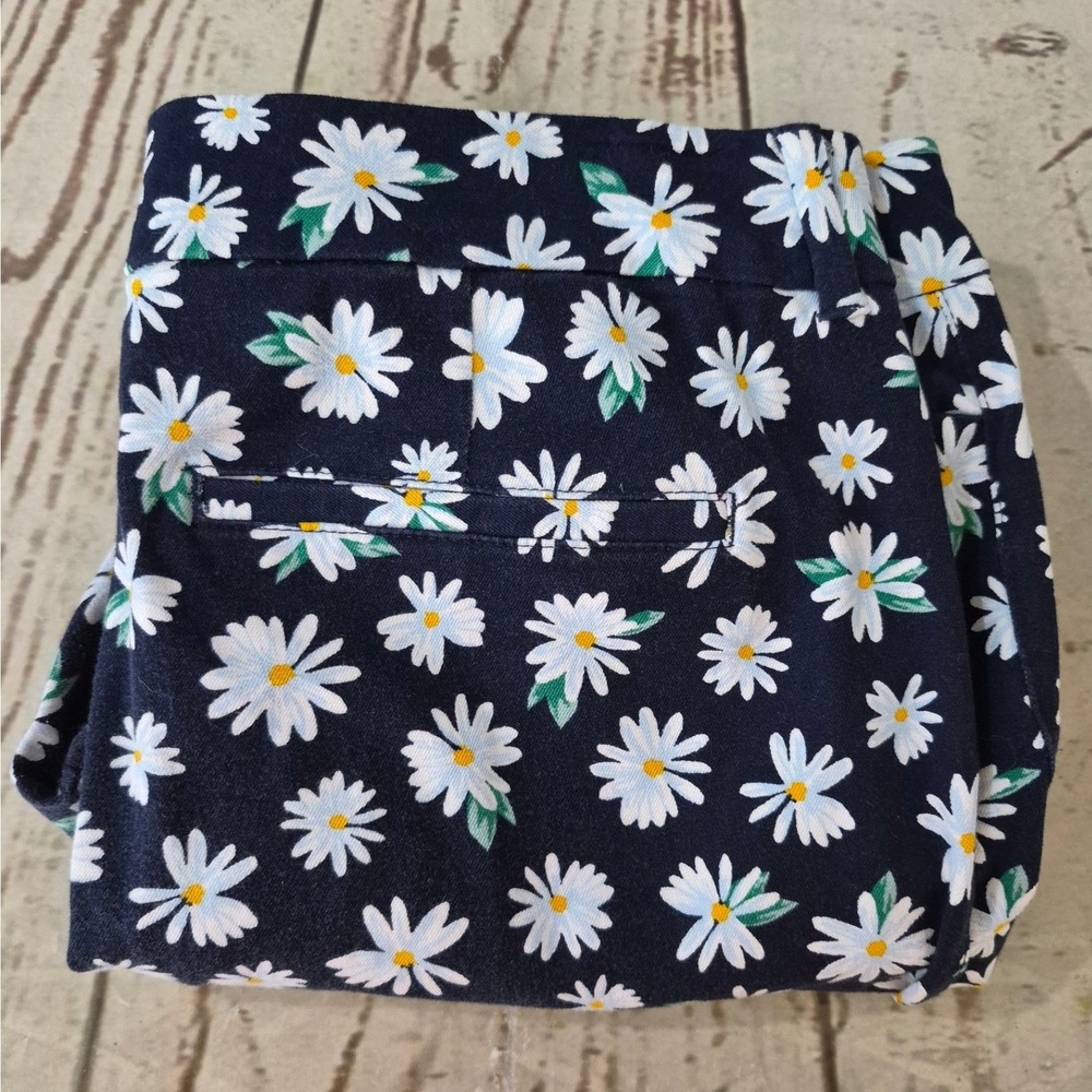 Old Navy Pixie Ankle Pants Size 10 Navy Blue Daisy Floral Print Stretch Slim Leg